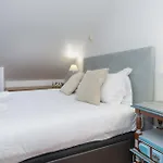 Stylish Duplex In Baixa, Lisbon, & Spacious - Ttl321 Apartamento *