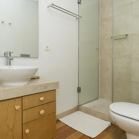 Stylish Duplex In Baixa, Lisbon, & Spacious - Ttl321 Appartement Lisboa